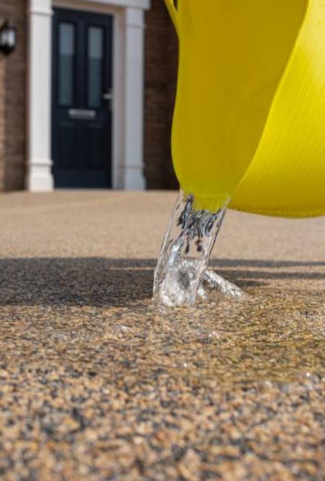 Permeable resin driveway